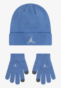 Unselected, legend blue