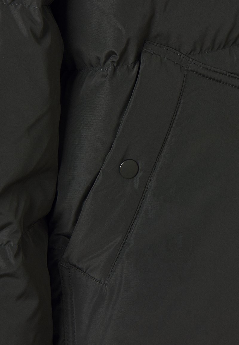 Vero Moda Tall VMOSLO JACKET - Casaco de penas - black