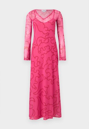 Never Fully Dressed, Maxi šaty - pink