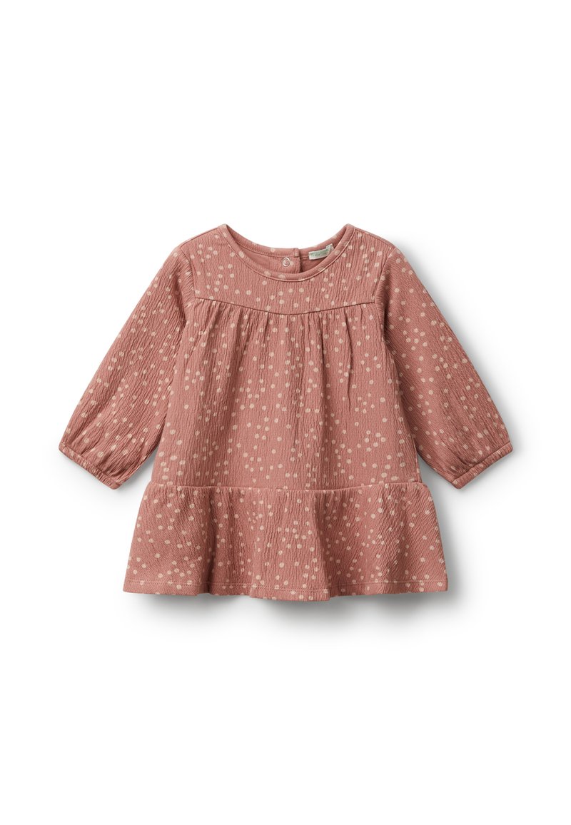 Růžová dlouhá šaty s dlouhým rukávem, s volánkovým lemem, texturovaná tkanina, s tečkovaným vzorem, kulatým výstřihem a zapínáním na knoflíky na zadní straně.