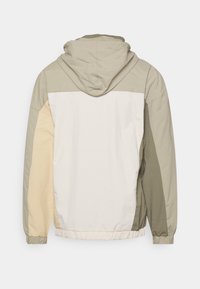 Karl Kani Kurtka wiosenna