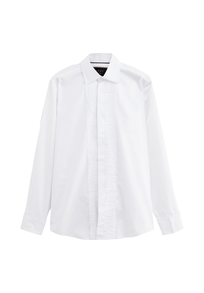 Camicia bianca a maniche lunghe con colletto classico, caratterizzata da una patta texturizzata sulla parte anteriore, realizzata in tessuto liscio e leggero.