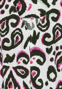 Cecil SOMMER MIT PRINT - Freizeitkleid - weiß