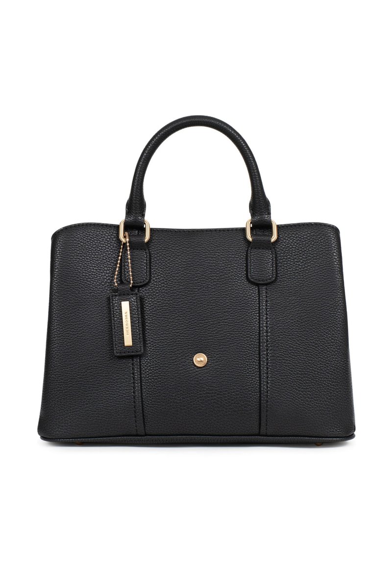 Borsa a mano in pelle nera con superficie texture, dettagli in hardware dorato, due manici superiori e un'etichetta removibile su un lato.