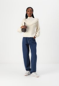 VILA VIBOOBA FRILL - Maglione - birch