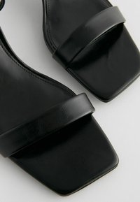 Next FOREVER COMFORT  SIMPLE REGULAR FIT - Sandaler - black