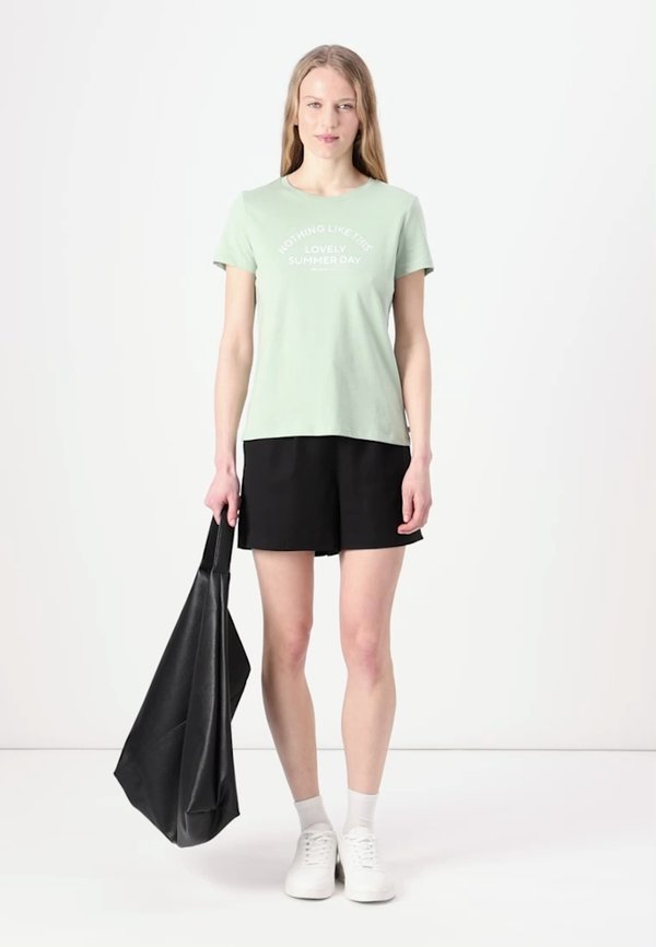 COLOURED PAPERBAG - Shorts4