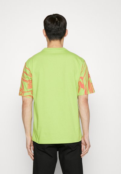 KOCHÉ UNISEX - Majica kratkih rukava s printom - green