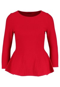 Pull en tricot rouge avec des manches trois-quarts, motif texturé et ourlet évasé. Encolure ronde et section supérieure ajustée.