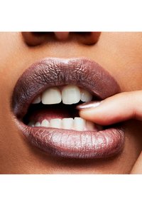 MAC FROST LIPSTICK ciemnobrązowy
