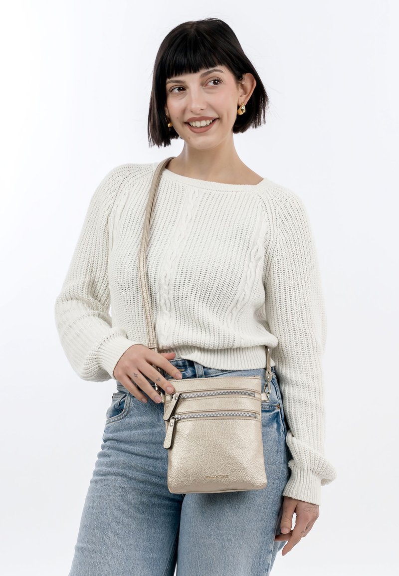 Emily & Noah EMMA - Borsa a tracolla - lightgold