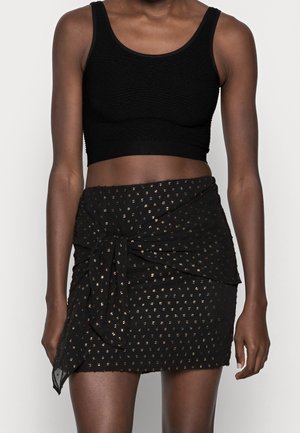Top - black