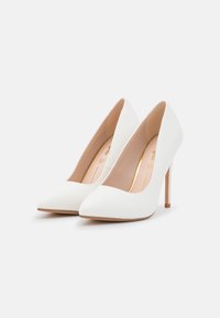 Buffalo JULIETTE - Saltos altos - white