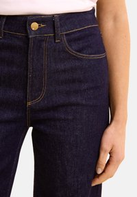 I.Code by IKKS WITH BUTTONED POCKETS - Jean flare - navy blue