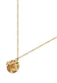 Goldene Halskette mit einem runden Medaillon, das ein detailliertes Fuchsdesign zeigt, umgeben von Blättern und Eicheln, mit strukturierten Kettengliedern.
