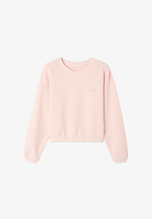 Sudadera corta de color rosa claro con textura de canalé, cuello redondo y puños elásticos ajustados. Branding sutil en el pecho. Tejido suave.