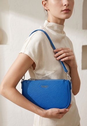 Diana&Co, DIANA&CO SHOULDER BAG - Handtasche - electric blue