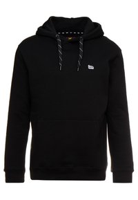 Sweat à capuche noir en mélange de coton, doté d'une poche kangourou, d'une capuche avec cordon de serrage aux extrémités texturées, et d'un petit logo blanc sur la poitrine.