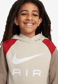 Nike Sportswear AIR - Jersey con capucha - khaki light orewood brn university burn