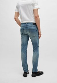 BOSS C-DELAWARE - Vaqueros slim fit - turquoise eight