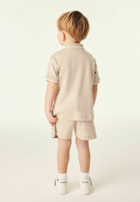 Baker by Ted Baker SET - REGULAR FIT - Shorts - stone
