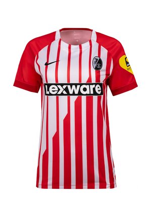 Czerwona i biała koszulka piłkarska w pionowe paski z czerwonymi rękawami, logo sponsora Lexware, logo Nike oraz herb drużyny Freiburg na piersi.