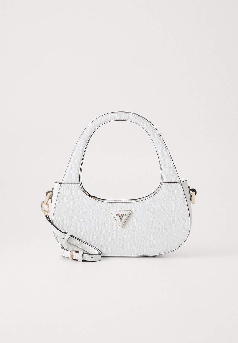 Borsa sintetica bianca con forma curvilinea, dotata di manico superiore e tracolla staccabile, accentuata da un logo triangolare e cuciture a contrasto.