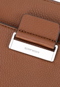 Gerry Weber TALK DIFFERENT  - Borsa a tracolla - mocha bisque