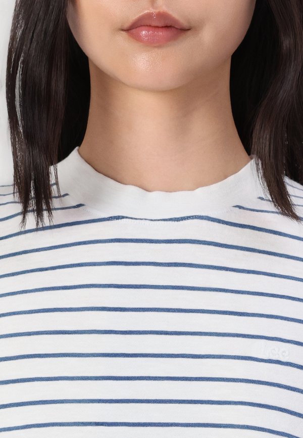 CROPPED TEE - Print T-shirt2