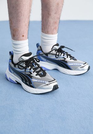 MORPHIC ATHLETIC UNISEX - Baskets basses - black/blue skies