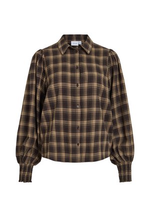 Camicia a quadri marrone e beige a maniche lunghe con collo e polsini arricciati su sfondo bianco.