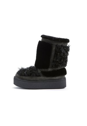 NJORDE - Enkellaarsjes met plateauzool - black