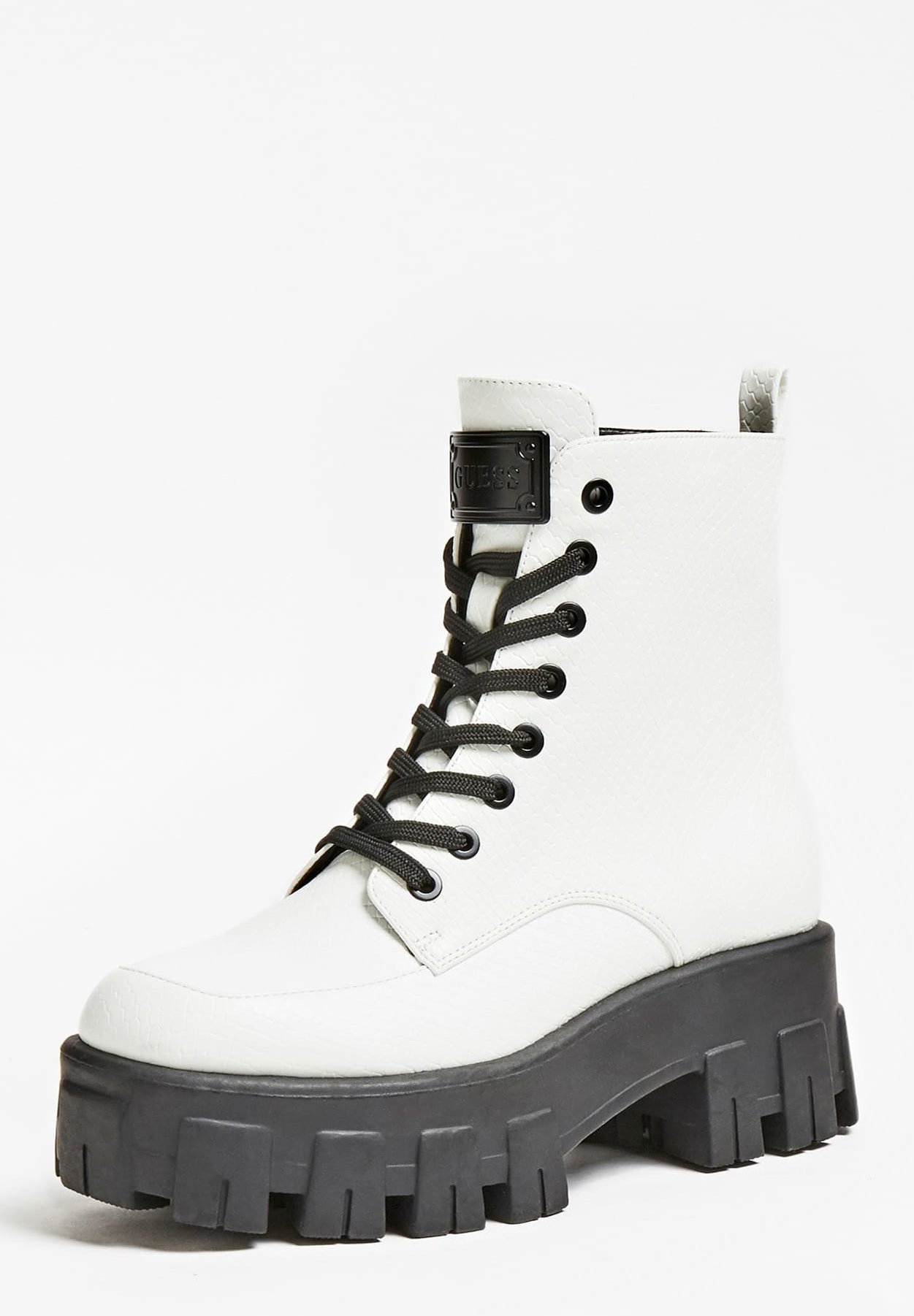 Guess anfibio Clearance