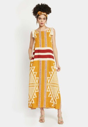 Be Sunset STILOSO - Maksi garuma kleita - saffron