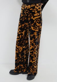 Calliope STRAIGHT FANTASIA - Pantalon classique - variante