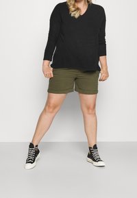 ONLY Carmakoma Sweter