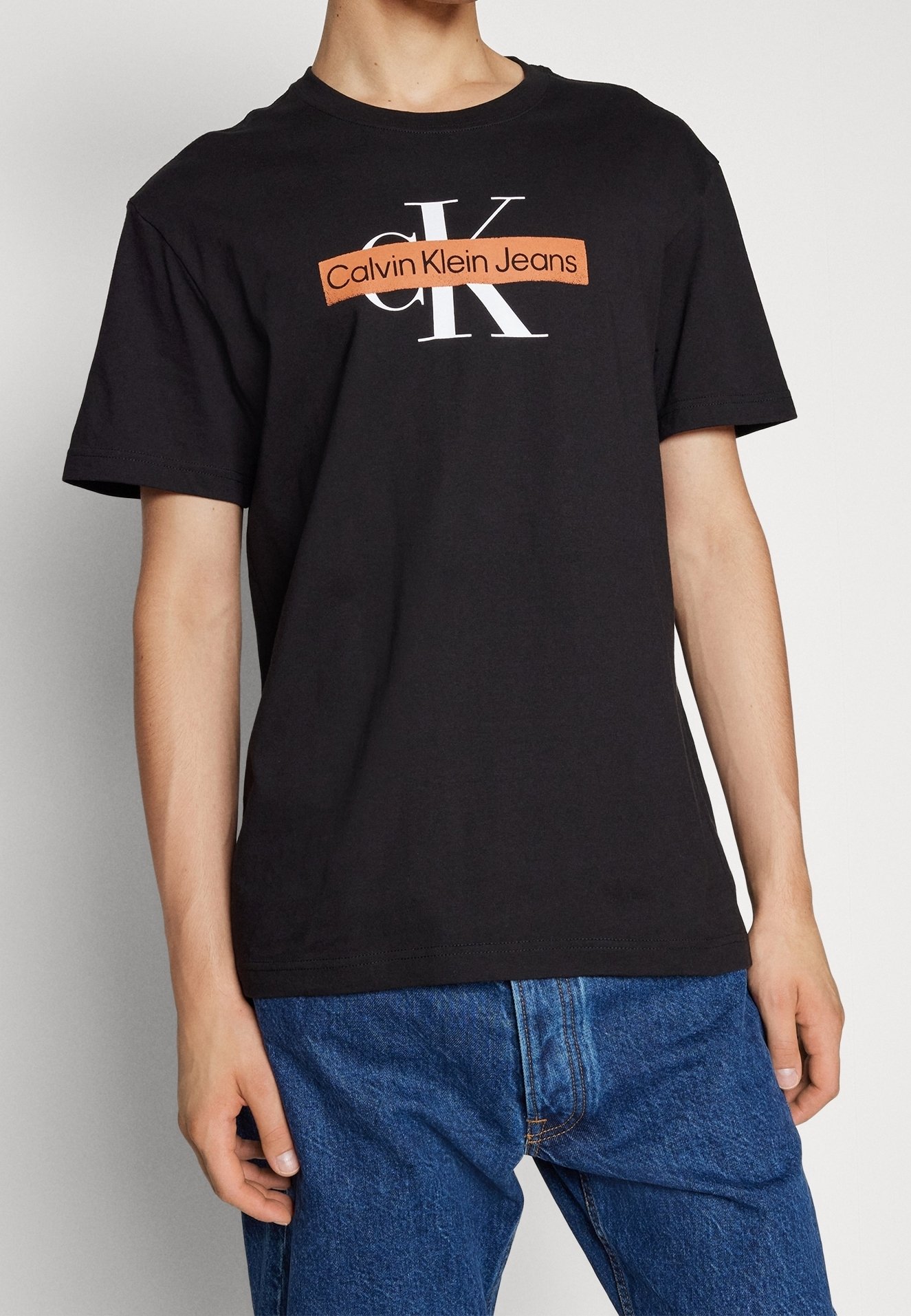 Calvin Klein Jeans Print T-shirt - black - (Pre-owned) - Zalando.ie
