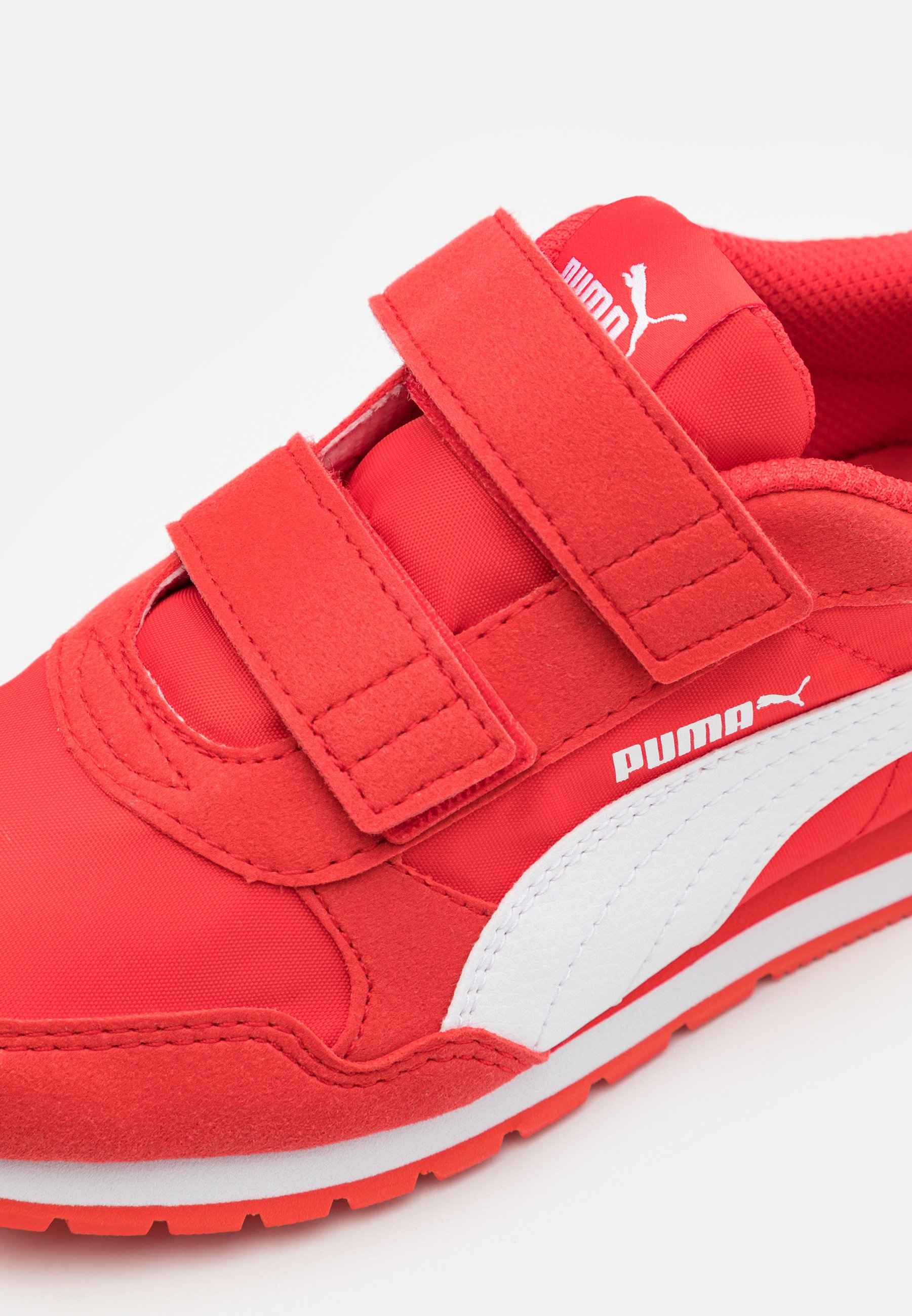 tenis puma st runner v2