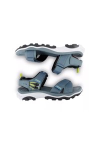 Sandales de randonnée sportives bleu et noir avec des brides réglables et des semelles blanches robustes, vues de côté et par dessous sur fond blanc.