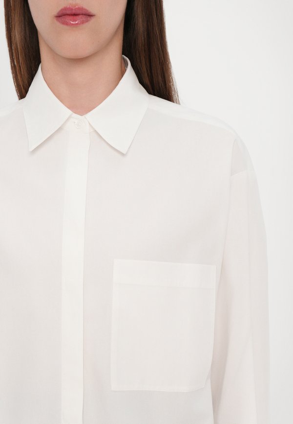 INES - Button-down blouse - weiss3