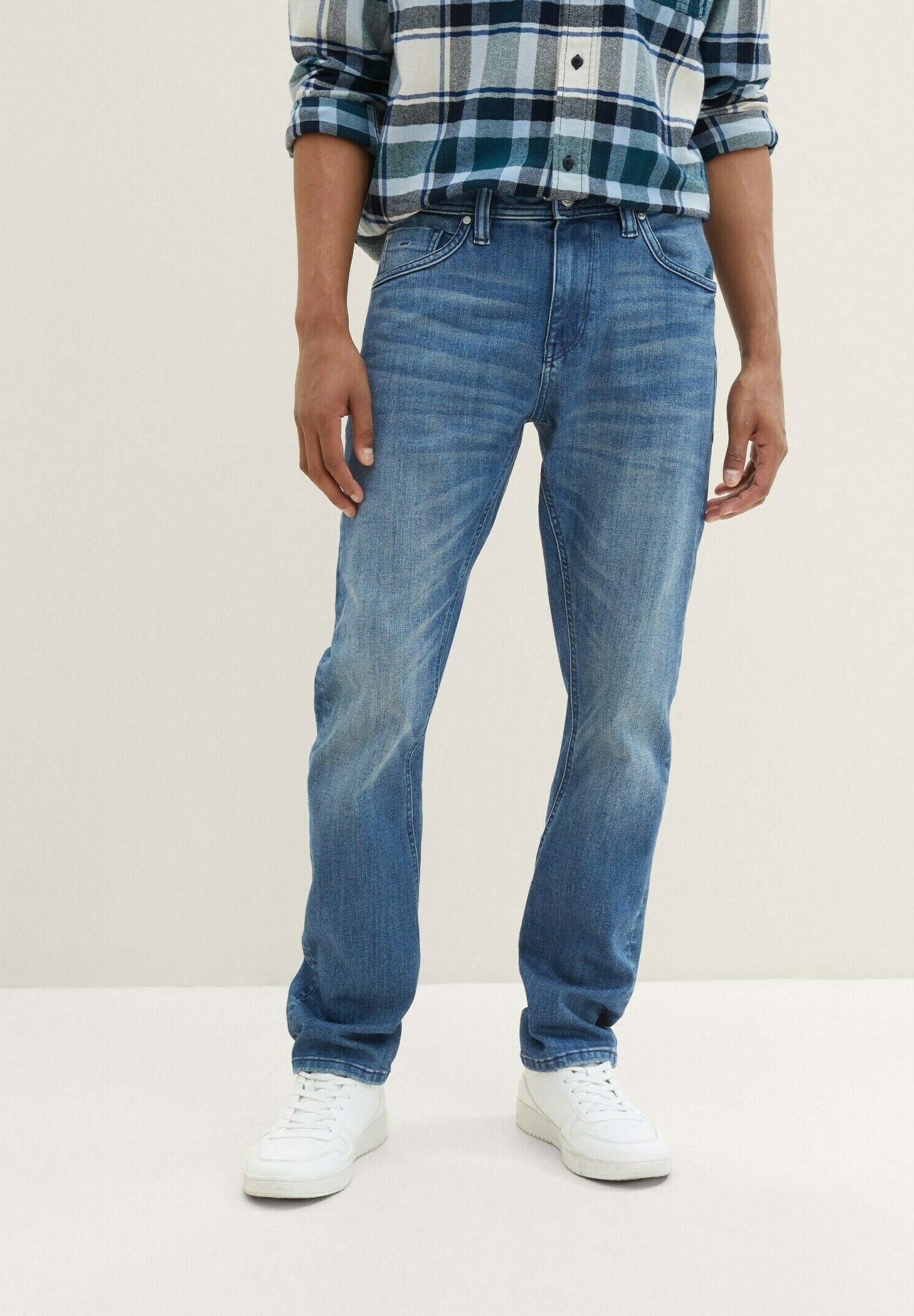 TOM TAILOR REGULAR TAPERED - Straight leg jeans - used light 