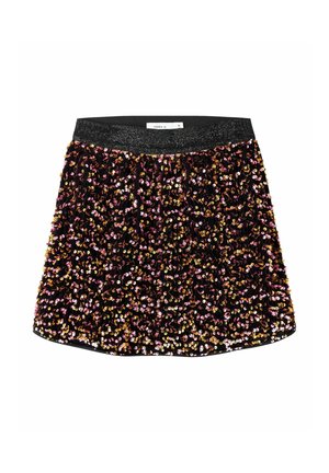 Jupe noire à sequins avec des sequins ronds multicolores en rose, or et argent. Présente une large ceinture en tissu texturé noir. Design court et évasé.