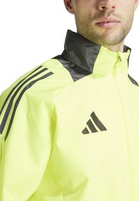adidas Performance FUSSBALL - TEAMSPORT - TIRO 24 COMPETITION ALLWETTER - Trainingsvest - gelb