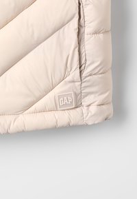 GAP GIRLS - Väst - pearl