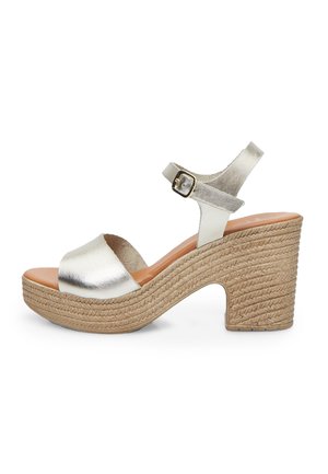 Espadrilles - oro