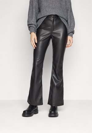 ULTRA HIGH-RISE VEGAN LEATHER FLARE PANTS - Kožené kalhoty - BLACK