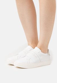 Calvin Klein - CUPSOLE - Sneakers - bright white Miniatyrbild 1