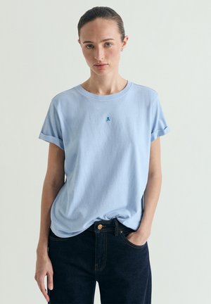 Scalpers, SCALPERS PLAIN CENTRAL SKULL TEE - Basic T-shirt - light blue
