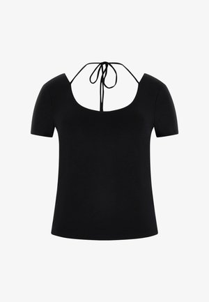 Zwart topje met korte mouwen, een vierkante halslijn en dunne bandjes die achter in de nek in een strik zijn gebonden.