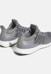adidas Sportswear Αθλητικά παπούτσια - grey three   grey five   core black